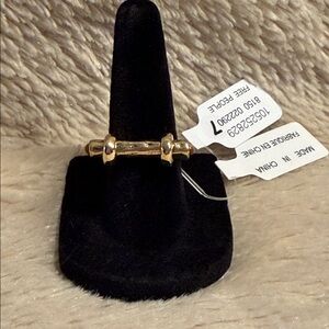 FREE PEOPLE On Lock Ring